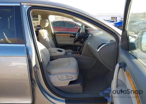 2009 Audi Q7 3.6 5 Passenger/3.6 Premium from USA, damaged, VIN WA1AY74L19D006450